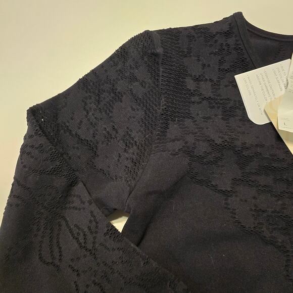 NWT Fabletics Flora Seamless Long-Sleeve Top BLACK Size L Large - Picture 5 of 7